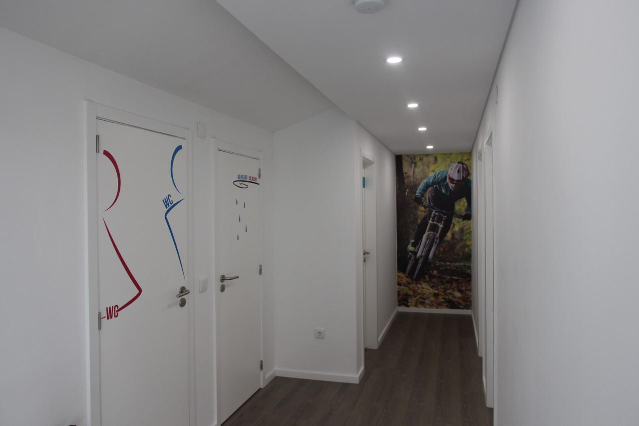 Uau Hostel ฟิเกราดาฟอซ ภายนอก รูปภาพ