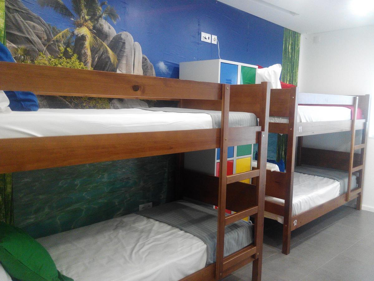 Uau Hostel ฟิเกราดาฟอซ ภายนอก รูปภาพ