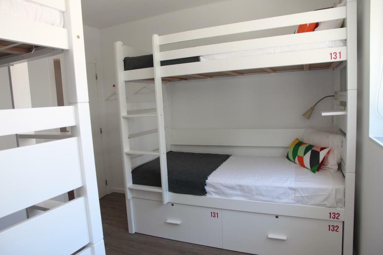 Uau Hostel ฟิเกราดาฟอซ ภายนอก รูปภาพ